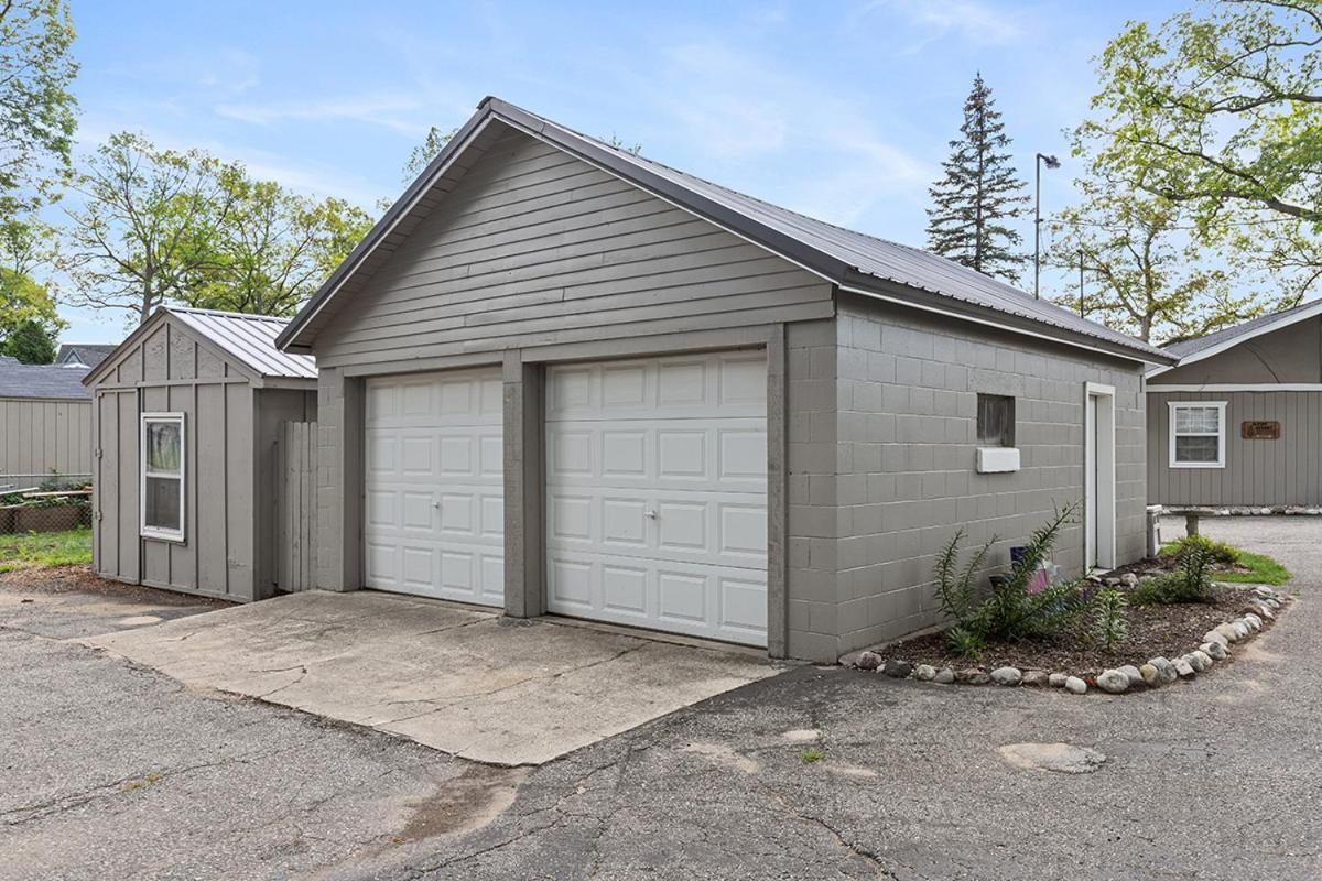 Lakeside Getaway With Dock, Firepit, Grill Newaygo Exterior foto