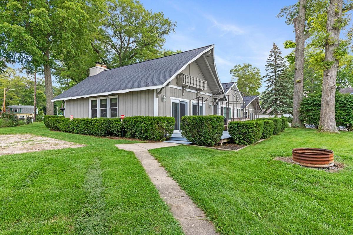 Lakeside Getaway With Dock, Firepit, Grill Newaygo Exterior foto